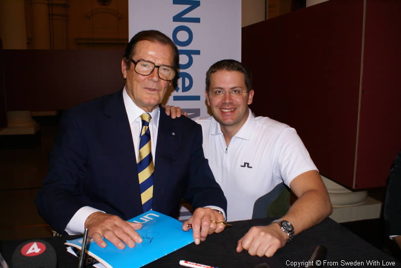 Roger Moore and Anders Frejdh at the Nobel museum in Stockholm