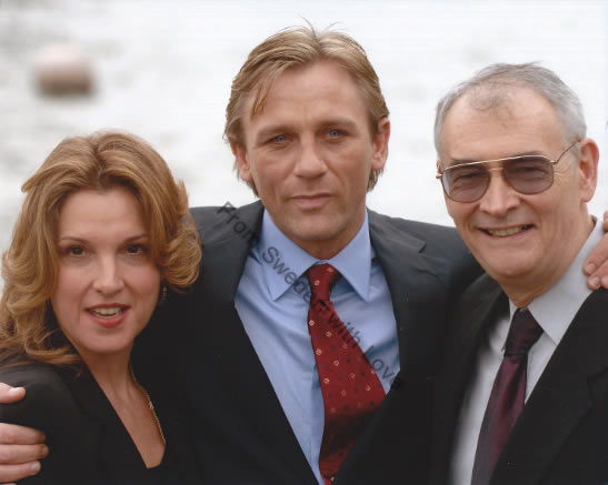 Daniel Craig with producers Barbara Broccoli and Michael G. Wilson in London on 14th October 2005