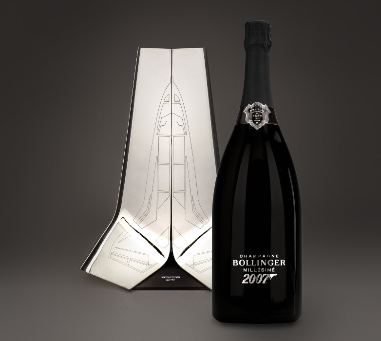 Moonraker Luxury Limited Edition designad av Eric Berthes