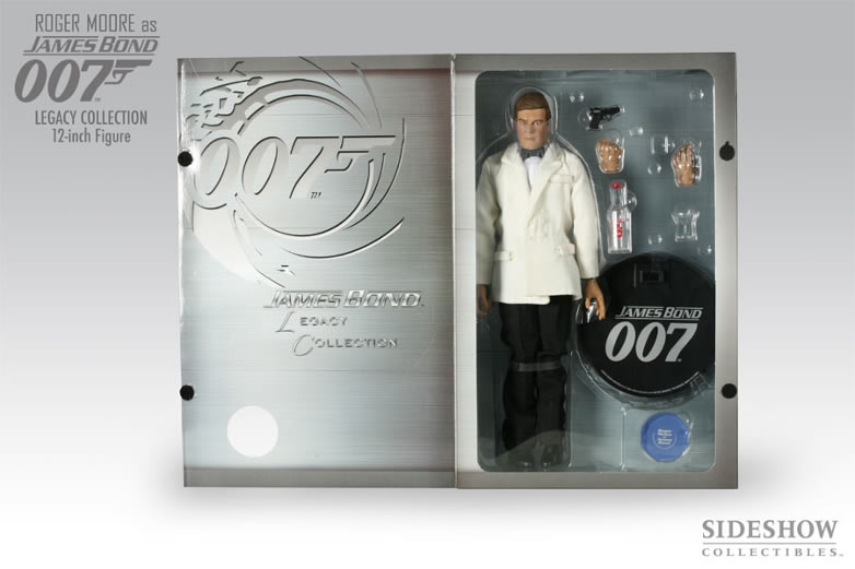 Roger moore sideshow legacy collection
