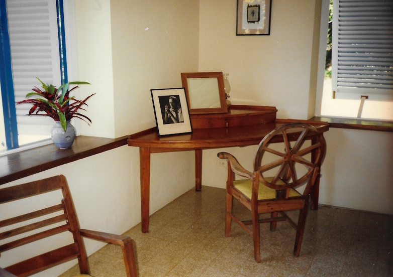 Goldeneye, Jamaica, Ian Fleming, desk, 1989