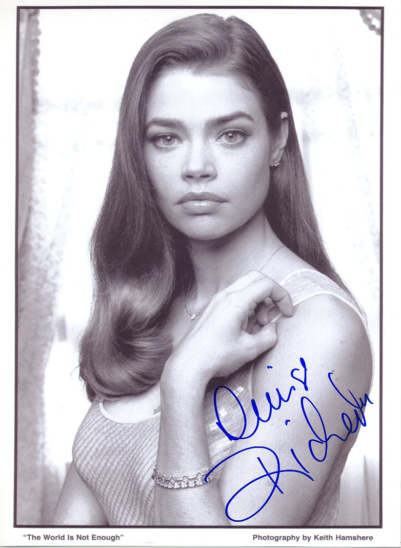 Denise Richards, in person in California, USA online catalogue no 2950-2