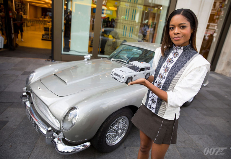 Naomie Harris LEGO Creator Expert James Bond Aston Martin DB5